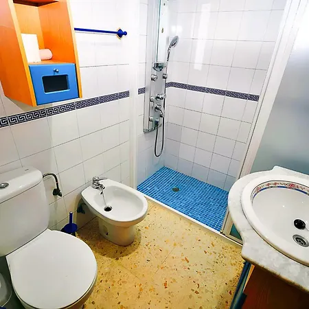 Apartamento En Conil Con Garaje Privado Y Cerca De La Playa - Es-180-2 * Conil De La Frontera
